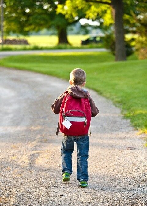 Wichtige Werkzeuge für den „Schutzrucksack“ unserer Kinder auf dem Weg zur Selbstständigkeit